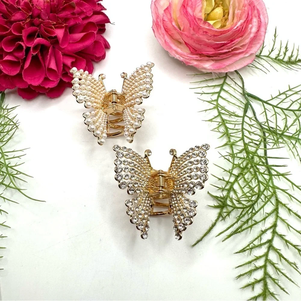 NEW⚜️Hair Clip Butterfly Pearl Embellished